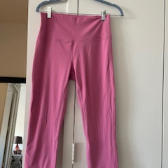 Lululemon Capri tights - Picture 3 of 5